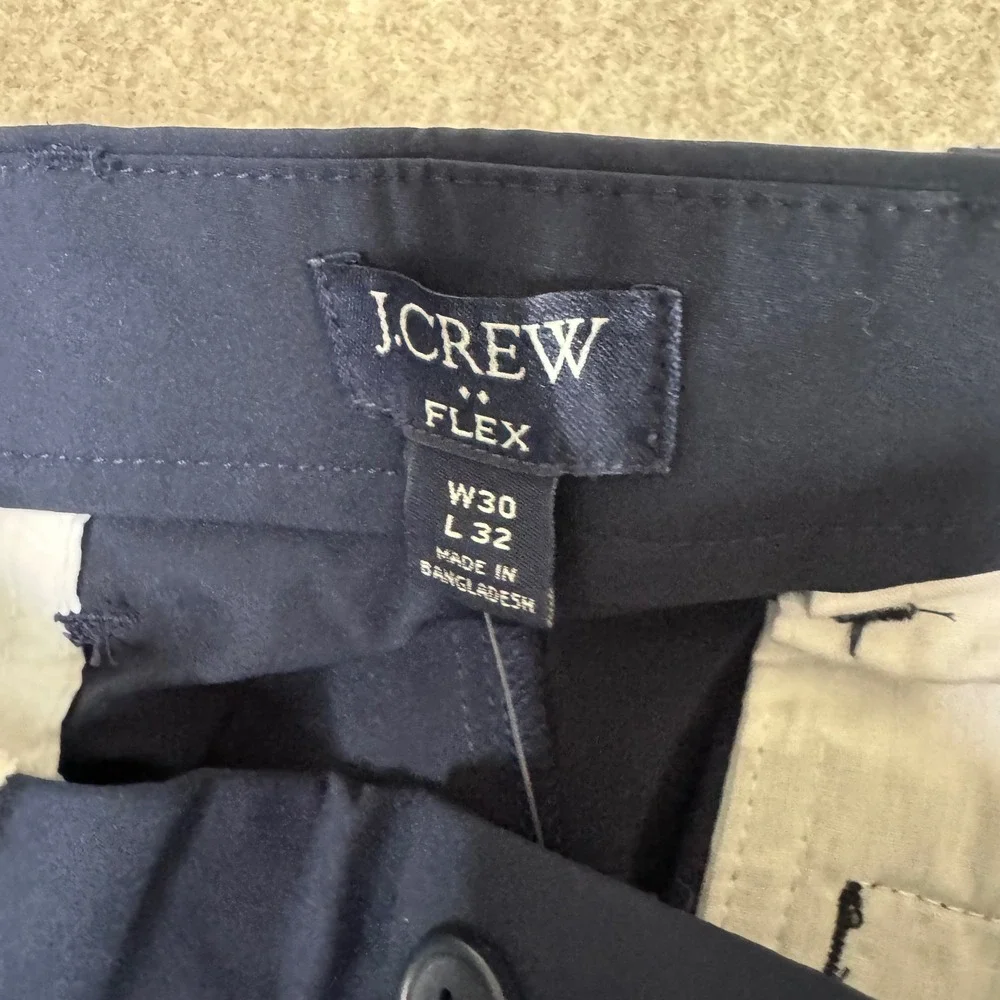 NWT J.Crew Flex Slim Tech Pants Mens 30x32 Navy Blue Slim Fit Performance AA712